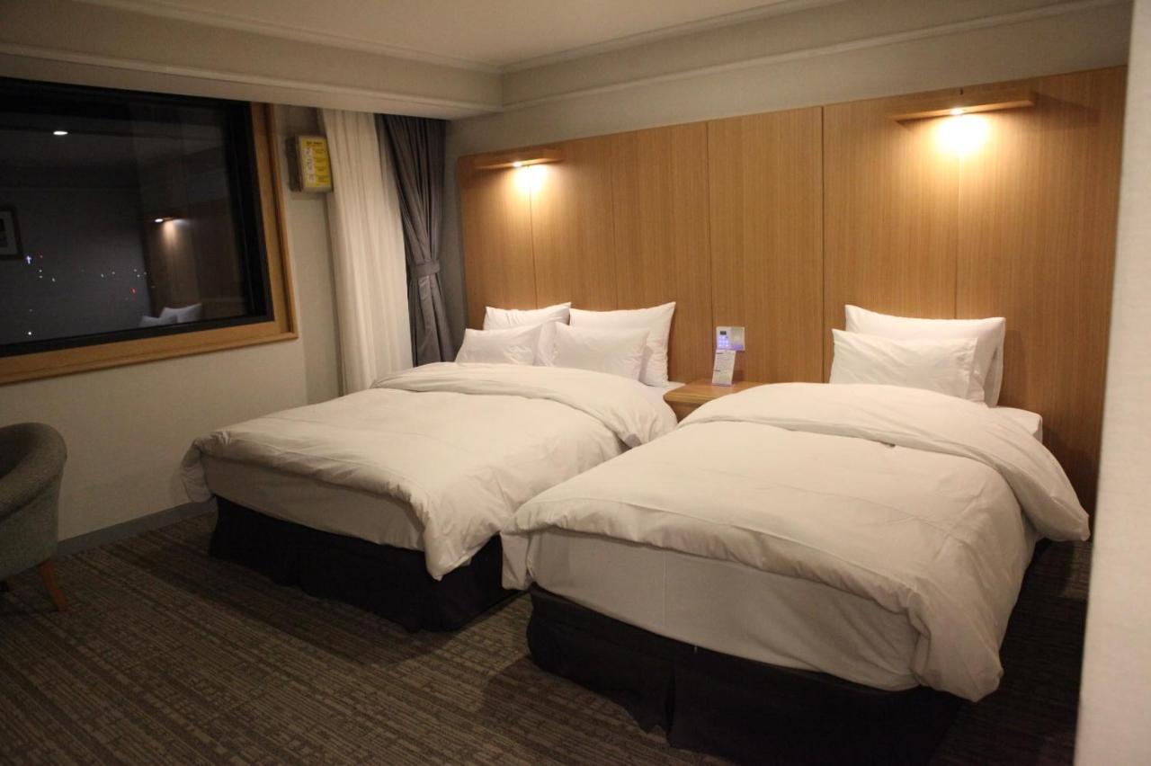 Hotel Dongbang Jinju Extérieur photo